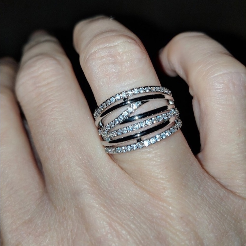 CZ/Silver Rope Ring - Picture 8 of 8